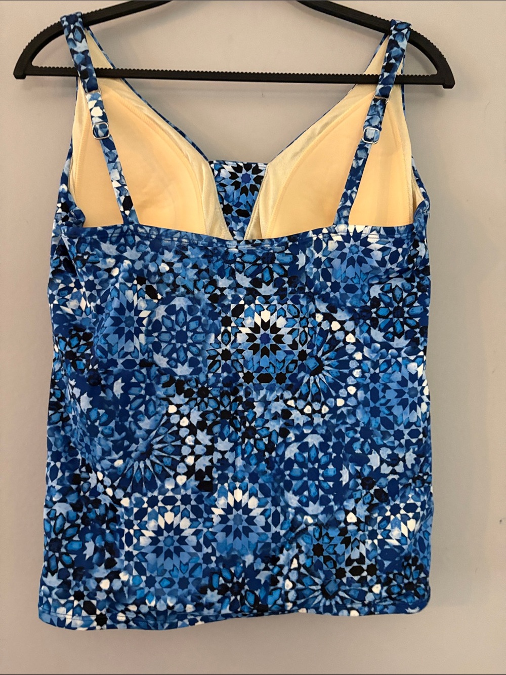 Miraclesuit Blue Mosaic Tankini Top - Picture 4 of 6